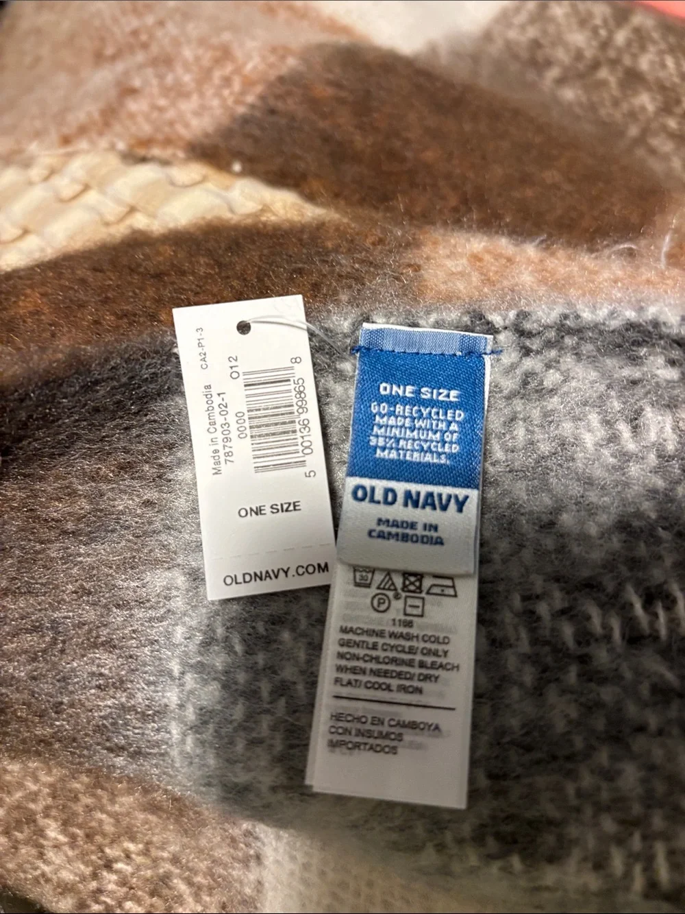 Old Navy Plaid Fringe Scarf in Brown, Cream and Gray